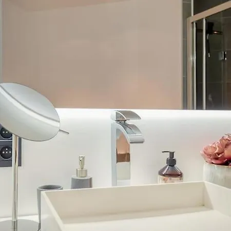 Апартаменты Spacious And Cosy 2-bedroom Seaside In K Кнокке-Хейст